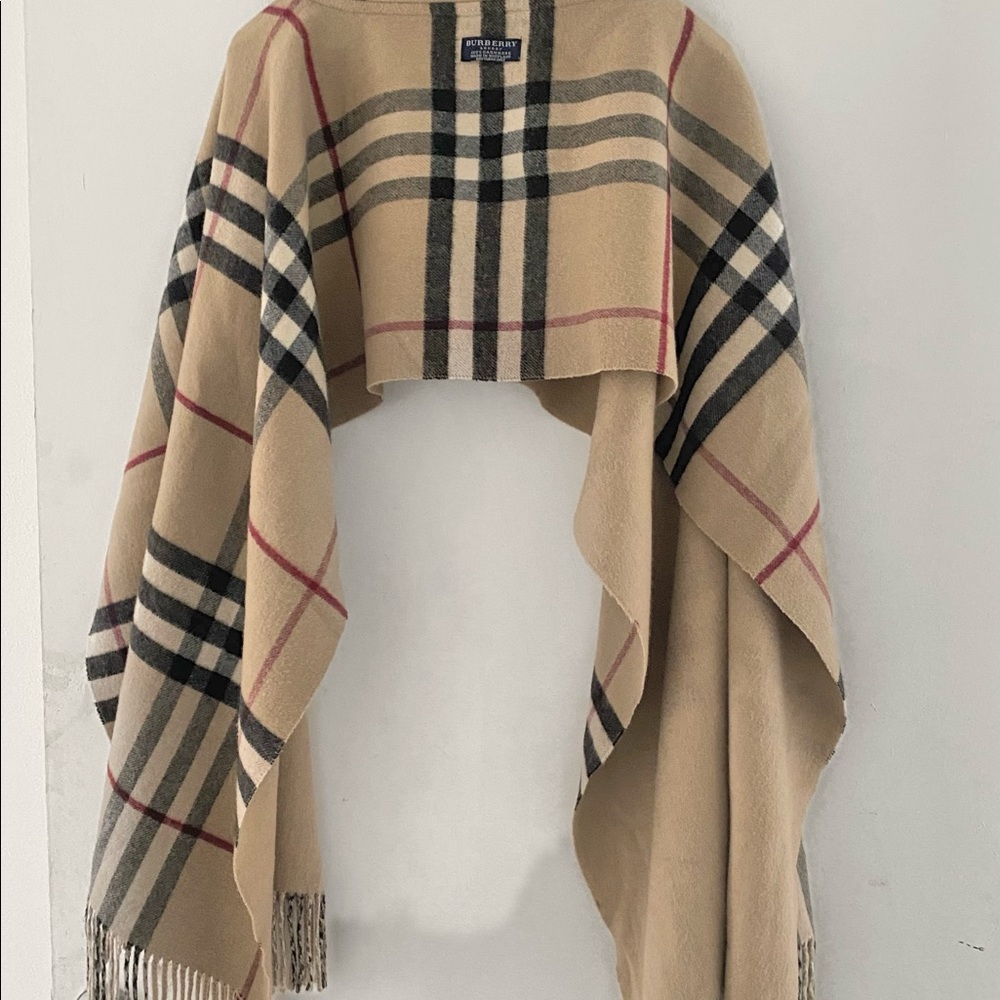 100% Cashmere Poncho